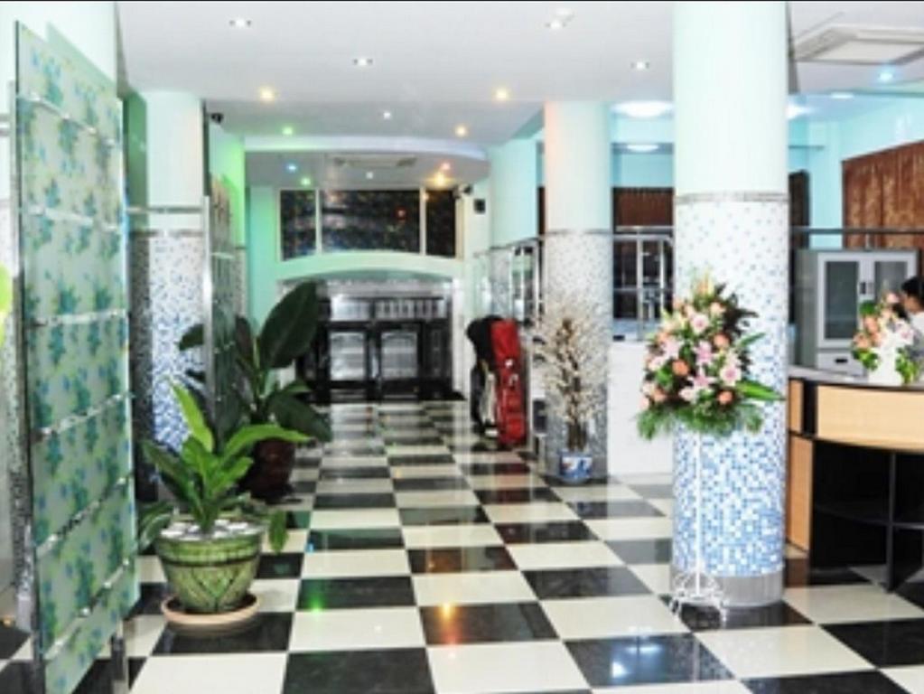 Hotel Bo Bo Min Yangón Exterior foto